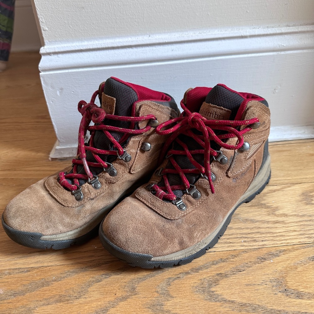 Columbia Hiking Boots